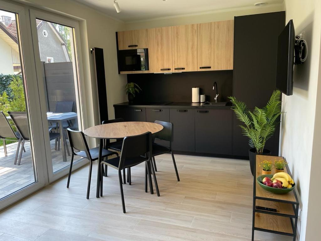 Apartamenty Przy Parku -150M Od Plazy Darlowko Exteriör bild